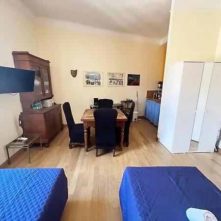 La Casa Di Piero In Via Ottaviano *