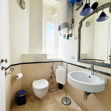 La Casa Di Piero In Via Ottaviano Apartmán